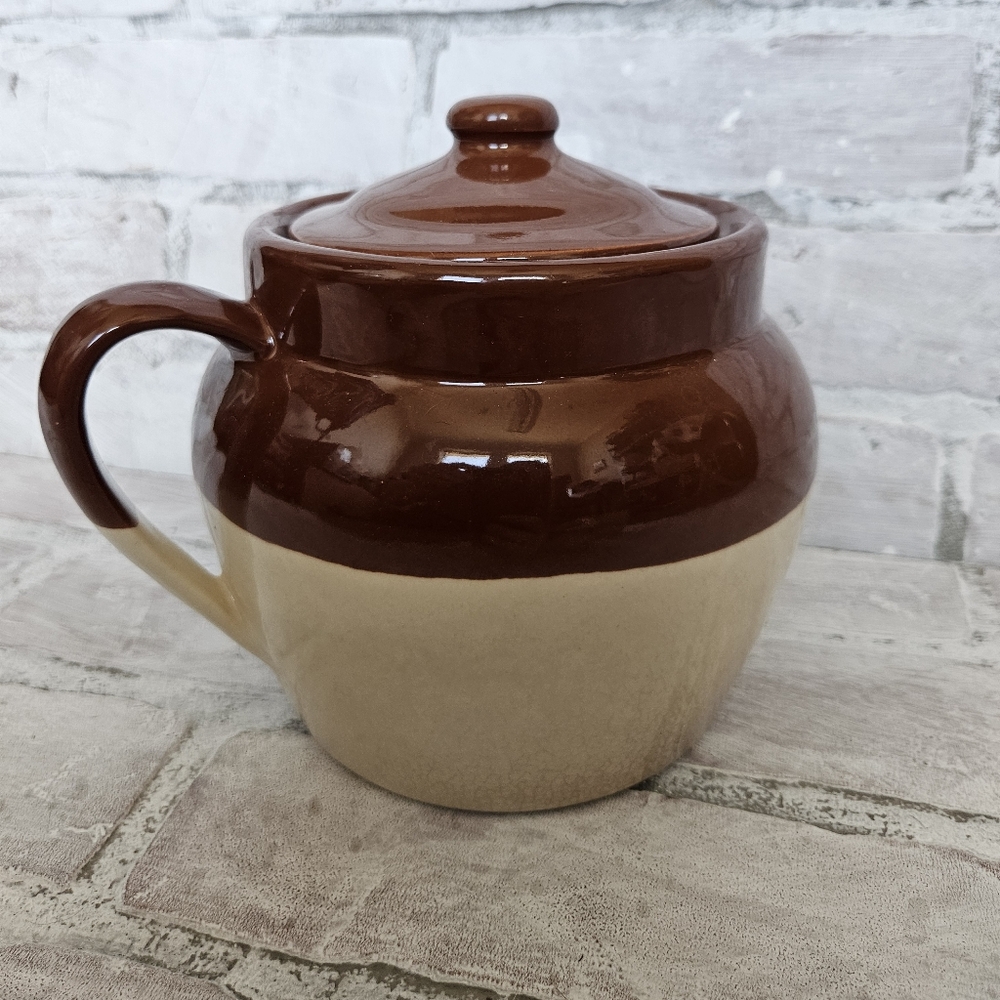 Vintage Americana Bean Pot Made in. the U.S.A. Pottery